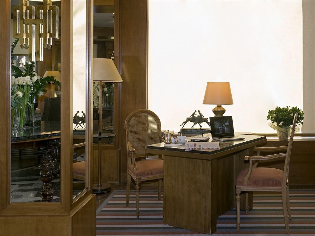 Polo Hotel Roma Esterno foto